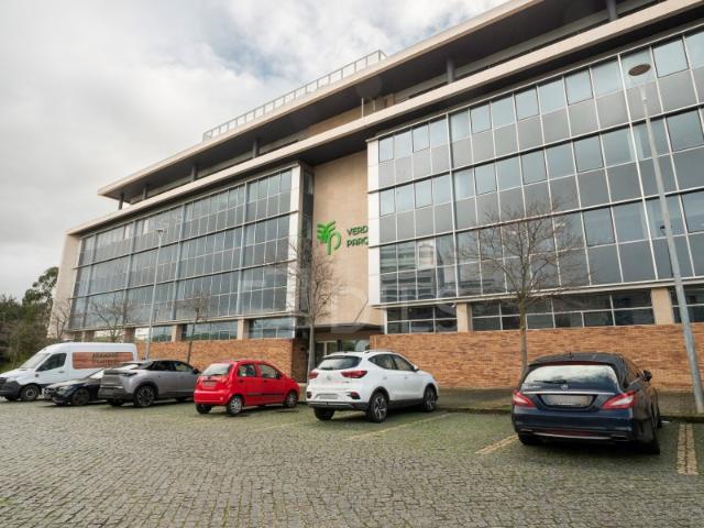Escritório para arrendar edifício Verde Parque, em Lisboa