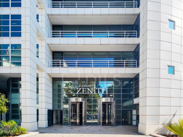 Escritório para arrendar edifício Zenith, em Miraflores