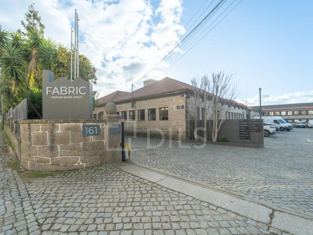 Escritório para arrendar no complexo Fabric, na Maia, Porto