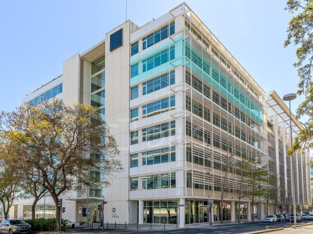 Escritório para arrendar no edifício Office Oriente, Lisboa