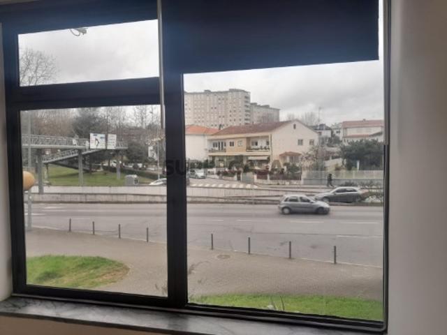 Escritório para venda com 45,86 m2 no Edificio Eiffel em Braga 1