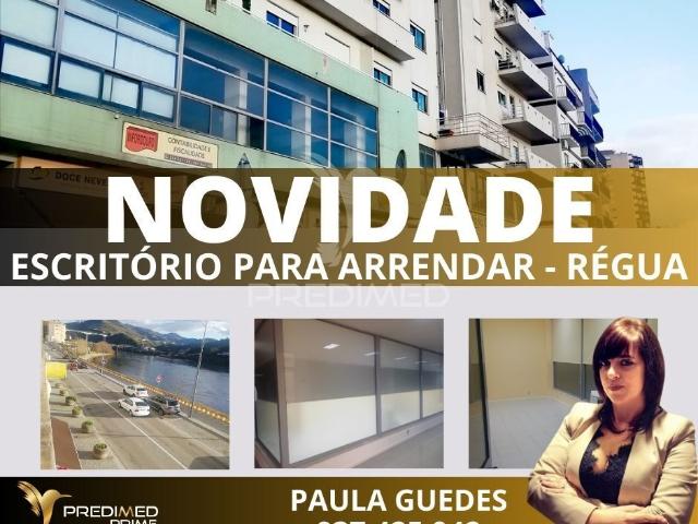 ESCRITÓRIO, REMODELADO NUMA DAS PRINCIPAIS AVENIDAS DO PESO DA RÉGUA