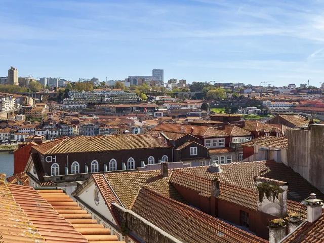 Escritório Versátil com Potencial de Conversão no Centro Histórico