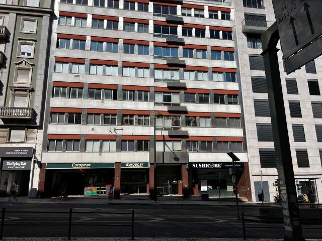 Escritório 30m² | Av. António Augusto de Aguiar | Tudo incluído