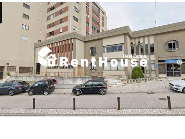 Escritório/loja/sala junto ás Finanças | 26064063872