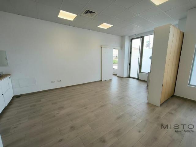 Escritorios 4 Dormitorio Málaga Andalusia ES103094465