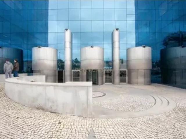 Escritórios Amoreiras Square | Desde 459 € para 2 pessoas | Variadas opções de escritório, coworking e lounge working em Lisboa