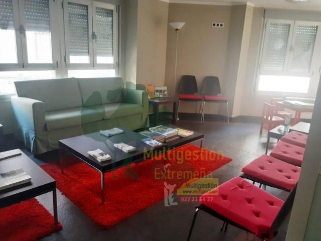 Escritorios Cáceres Cáceres 102079486