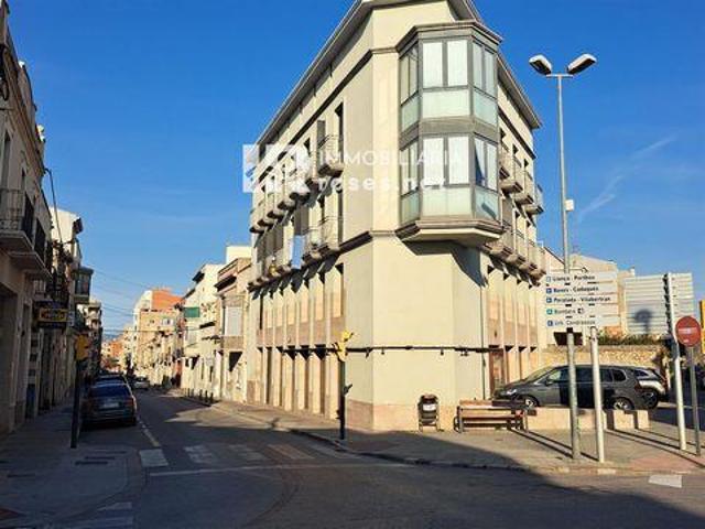 Escritorios Figueres Girona LS96329368