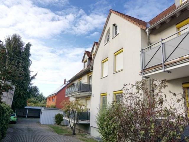 ESDI+ Vermietete 2 Zimmer Wohnung mit Balkon, Stellplatz und Hobbyraum in Radebeul zu verkaufen!