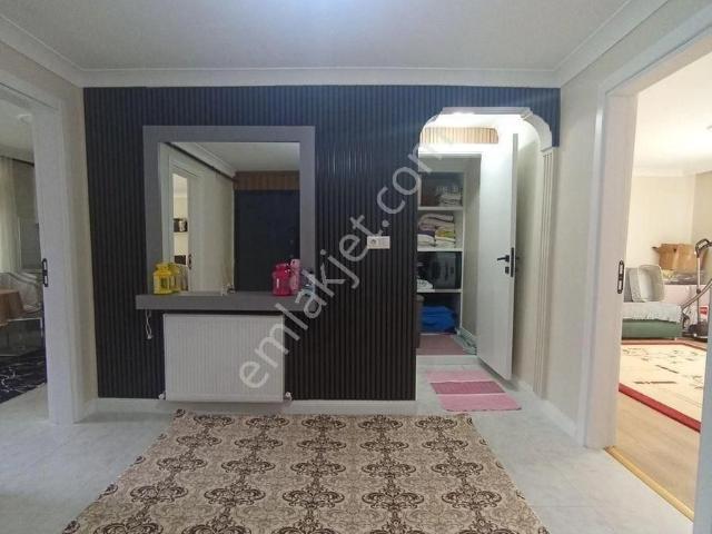 Eseyurt İncirtepe De Satılık 2+1 Daire