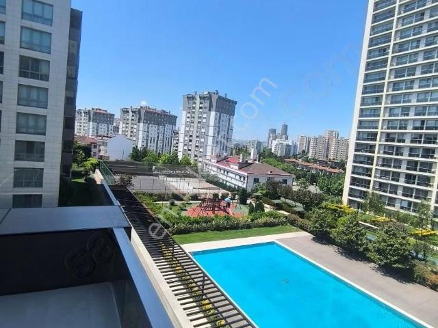 Esem Emlaktan Elite City De Batı Cepheli,kısa Katlılarda