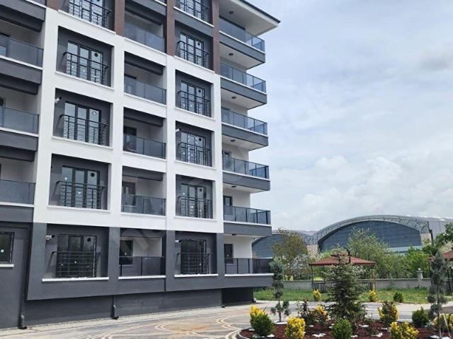 ESENBOĞA da 1+1 45 m2 ASANSÖRLÜ KOMBİLİ YENİ OTOPARKLI GÜVENLİKLİ ÇOCUK PARKI