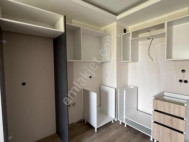Esenboğa Mahallesinde Full Yapılı Sitede Satılık Daireler