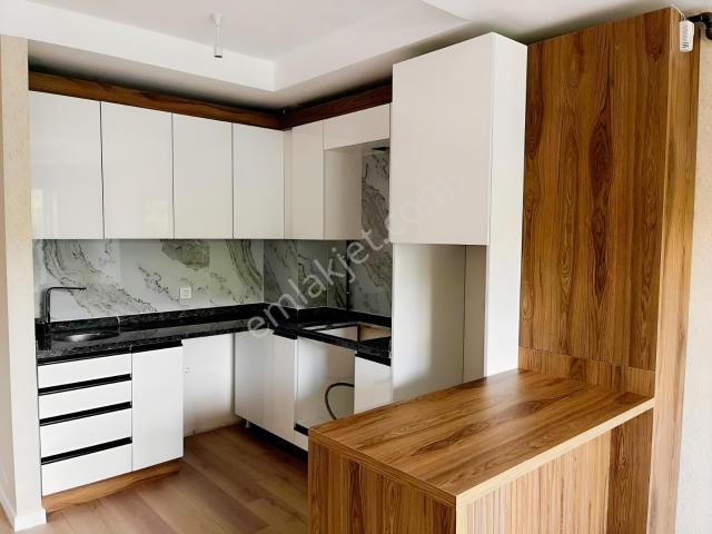 Esenboğa Mahallesin'de Lüx Sitede Kiralık Daire