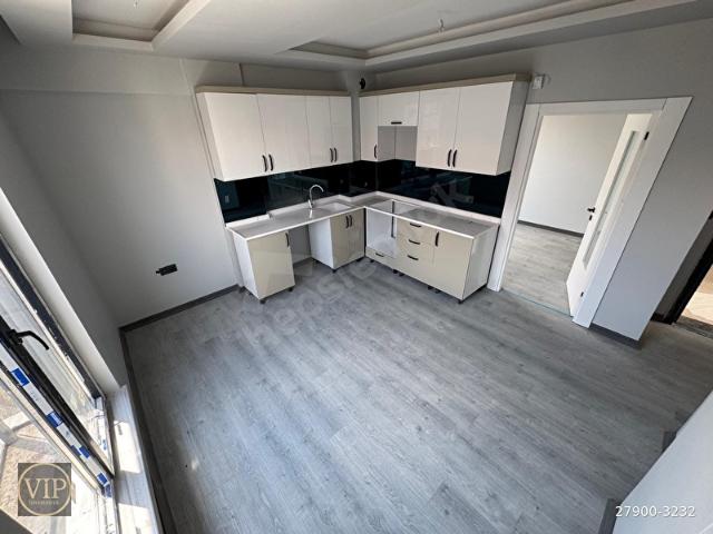 ESENBOĞA MERKEZDE OTURUMA HAZIR FULL YAPILI 2+1 SATILIK DAİRE