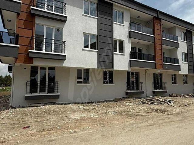 Esenboğa merkezde satılık 1+1 daire