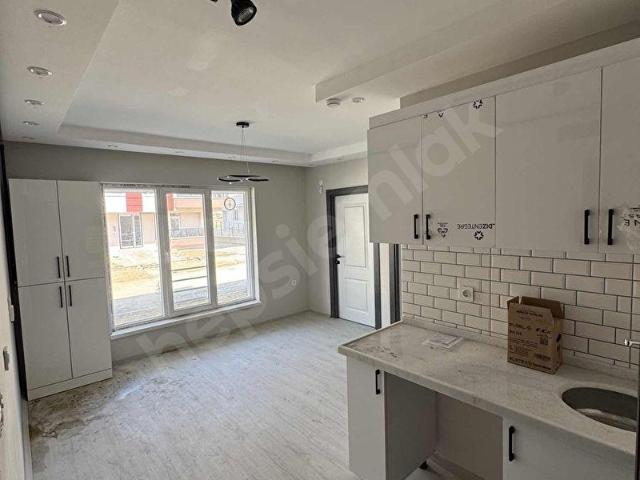 ESENBOĞA'DA SATILIK BU FİYATA KAÇMAZ 2+1 KOMBİLİ İSKANLI
