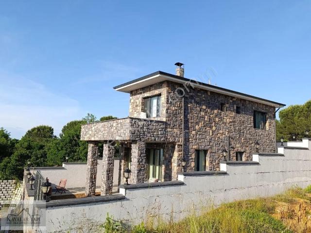 Esenköy De Satılık Lüks Villa