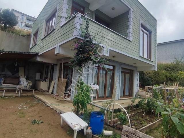 Esenkoy Liman Üstü Deniz Manzaralı Satılık Müstakil Villa