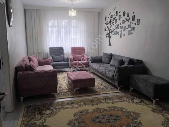 Esenler Nene Hatun Mahallesinde 2+1 Satılık Daire