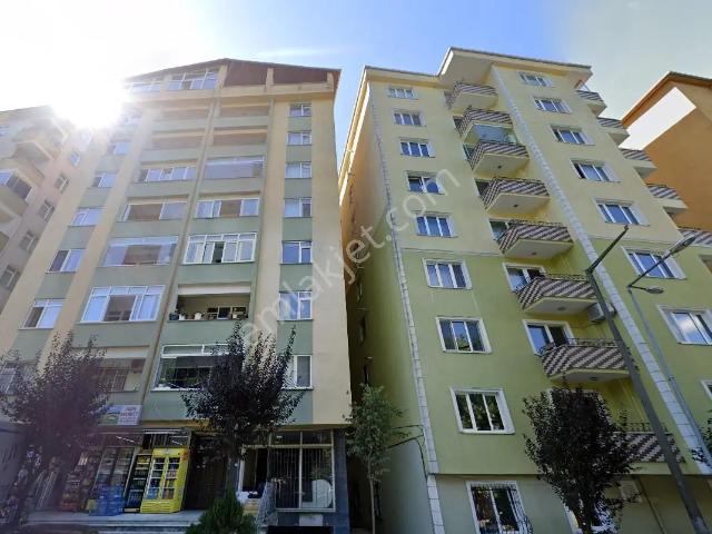 Esentepe De Kiralık 3+1 Daire Asansörlü Binada