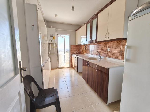 Esentepe Gazeteciler Sitesi Satılık 2+1