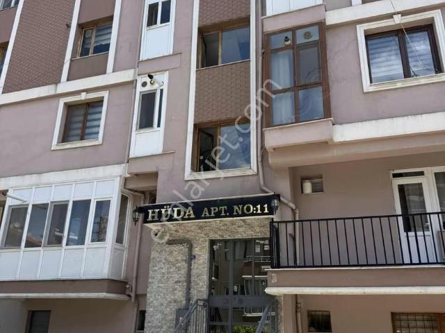 Esentepe Migros Arkası 2+1 Kiralık Ara Kat