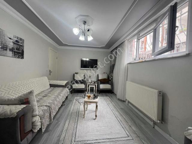 Esenyurt Ta Kat Mülkiyetli Satılık 2+1 Bahçeli Bahçe Katı