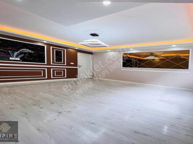 Esenyurt Yeşilkent Mah Düz Giriş Tarzında 3+1 Bahçe Kat Daire