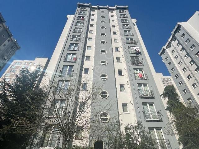 Esenyurt Yenikent Evleri Kiptaş 2.etap 2+1 11.kat 85m2