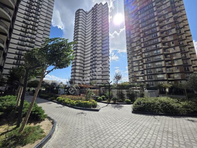 Esenyurt Ak Towers Sitesi Manzaralı Eşyalı 2+1 Daire