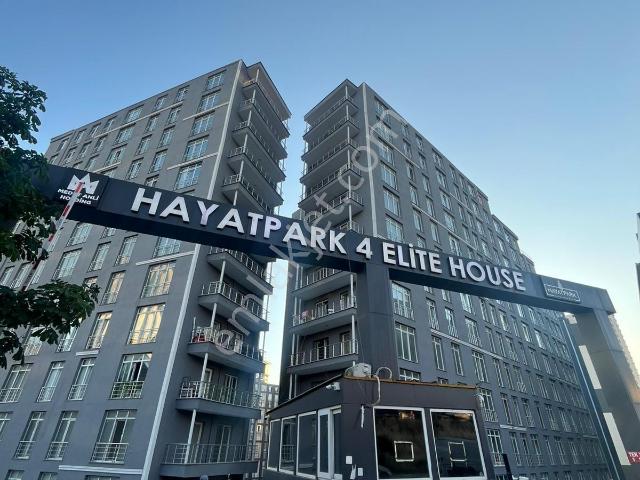 Esenyurt Hayat Park 4 Sitesinde Kiralık 1+1 Daire Havuz Güvenlik