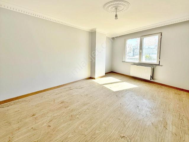 Esenyurt Kıraç Şehitler Mah. 2.kat 2+1 95m2 Sadece 3.400.000 Tl