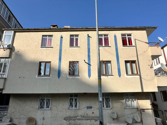 Esenyurt Mahallesinde Satılık 3+1 Daire
