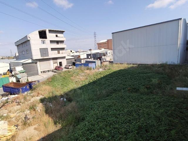 ESENYURT SANAYİ SİTESİ İÇİNDE İMARLI ARSA 680 M2