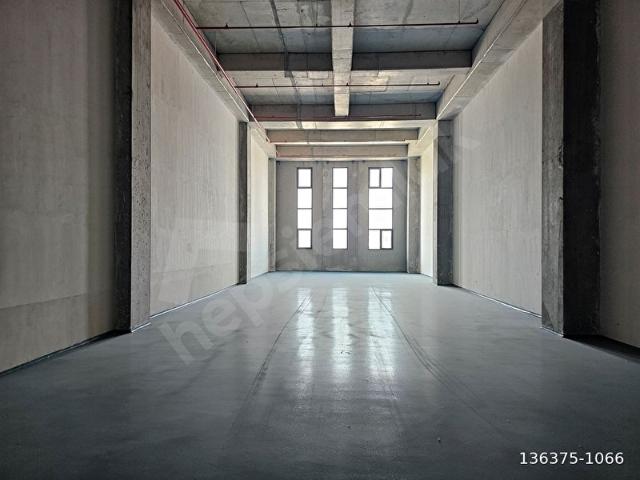 ESENYURT SELEHADDİN EYYUBİ MH. EŞBAH İNİVASYON VADİSİ 220 M2