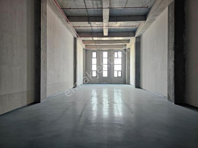 Esenyurt Selehaddin Eyyubi Mh. Eşbah İnivasyon Vadisi 220 M2