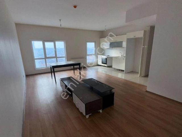 Esenyurt Star Towers De Satılık 2+1 Daire Acil Satılık