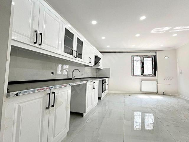 ESENYURTTA SIFIR GİRİŞ KATI DAİRE SATILIK