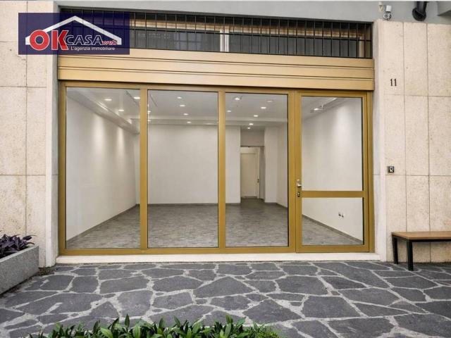 Esercizio commerciale in affitto a Verona