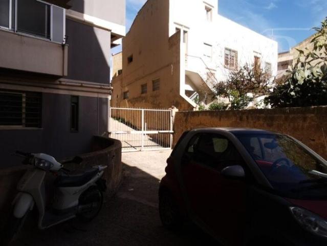 Esercizio commerciale in vendita a Marsala