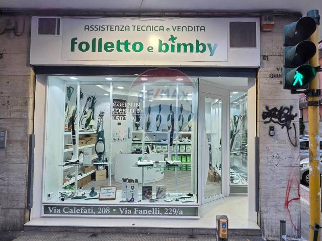 Esercizio commerciale in vendita a Bari