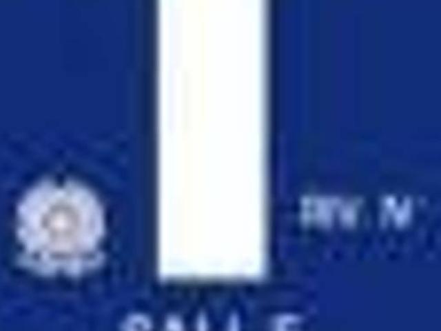 Esercizio commerciale in vendita a Cascina
