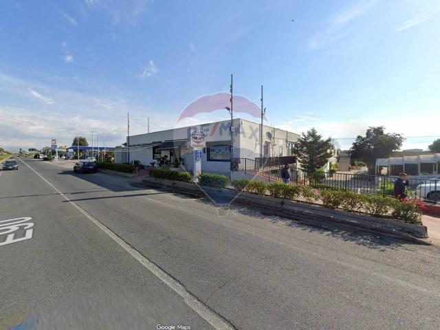 Esercizio commerciale in vendita a Corigliano Rossano