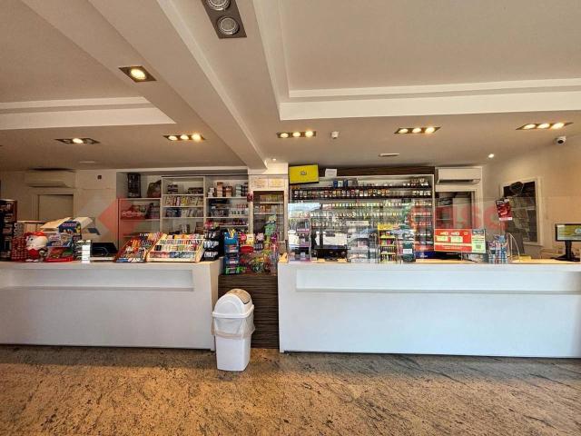 Esercizio commerciale in vendita a Ferentino