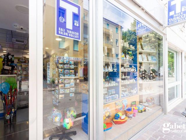 Esercizio commerciale in vendita a Gabicce Mare