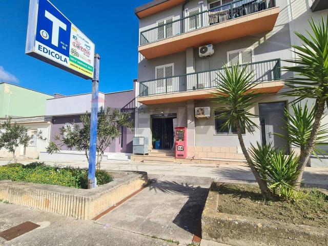 Esercizio commerciale in vendita a Gibellina