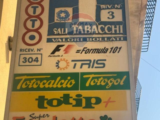 Esercizio commerciale in vendita a Pachino
