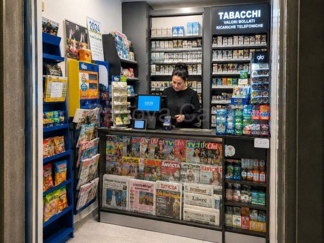 Esercizio commerciale in vendita a Padova
